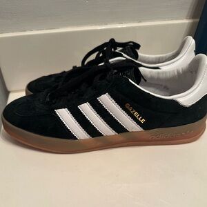 Adidas Indoor Gazelle Size US 7 (Womens 8.5) Great Condition Black